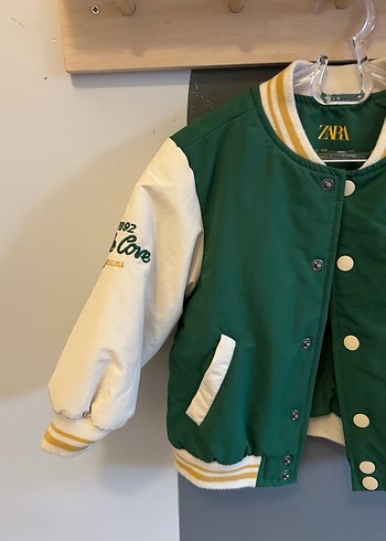 Yeşil Düğmeli Erkek Çocuk Ceket - Görsel 3