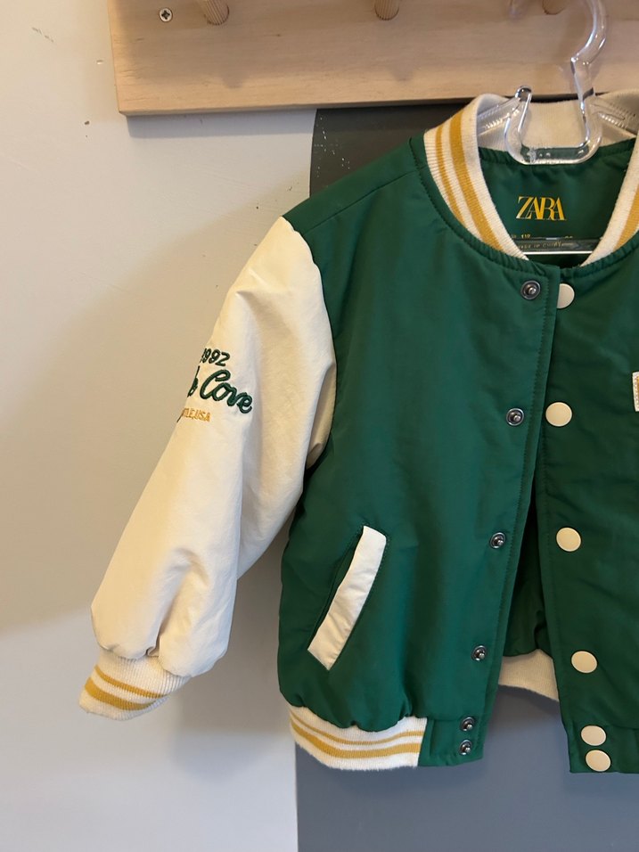 Yeşil Düğmeli Erkek Çocuk Ceket - Görsel 3