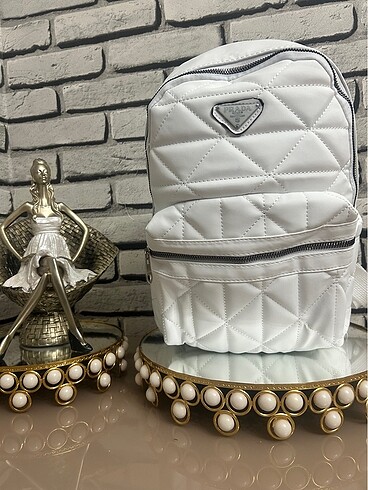 PRADA KADIN SIRT ÇANTA