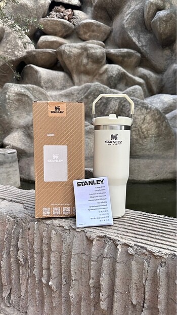 STANLEY FLIP STRAW TUMBLER TERMOS