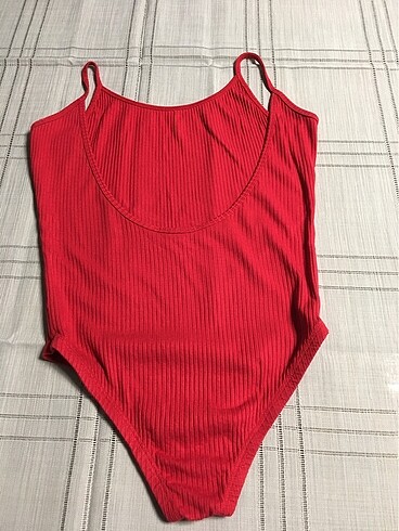 m Beden Pull&Bear badi
