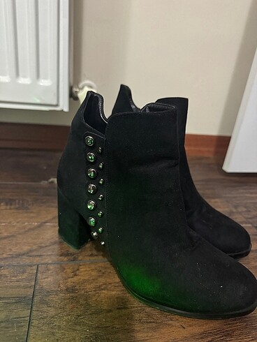 Zara Kadın bot süet