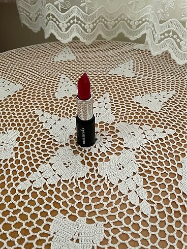 Color Me Mine Color illusion Kırmızı Ruj