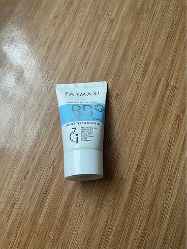 Farmasi Bb Krem Light To Medium 02