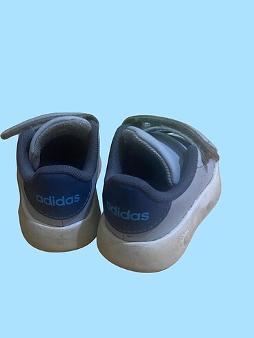 Adidas adidas 22 numara