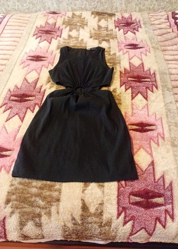 Zara Siyah Drapeli Midi Abiye Elbise