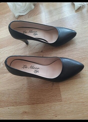 Siyah Stiletto Ayakkabı 