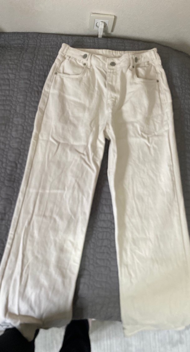 Düğmeli Beyaz Keten Kadın Pantolon - Görsel 2