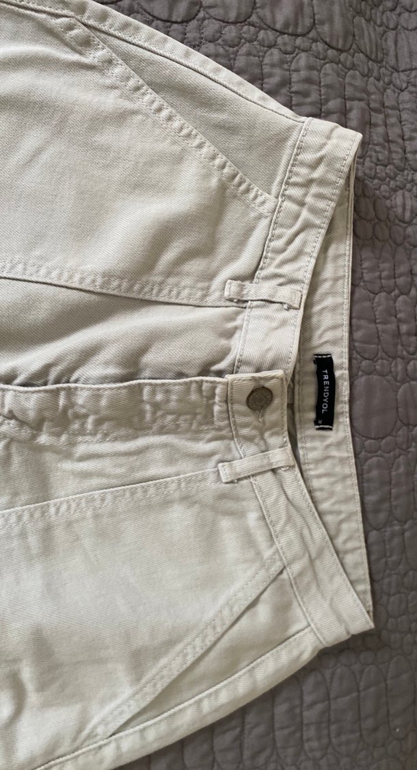 Düğmeli Bej Kadın Kot Pantolon - Görsel 2