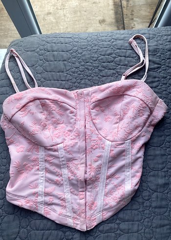Dantel İşlemeli Pembe Straplez Bustiyer