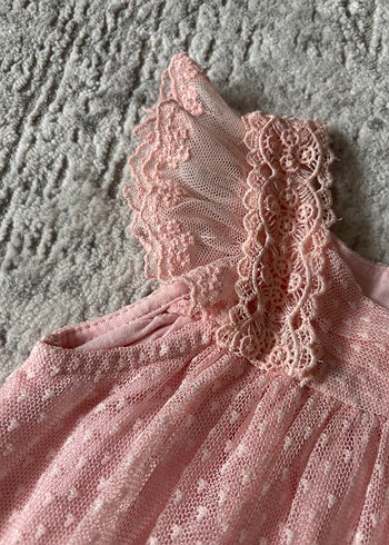 Kız Çocuk Pudra Pembe Fırfırlı Nakışlı Elbise - Görsel 2