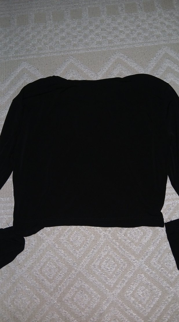 Kadın Siyah V Yaka Uzun Kollu Crop Top - Görsel 4