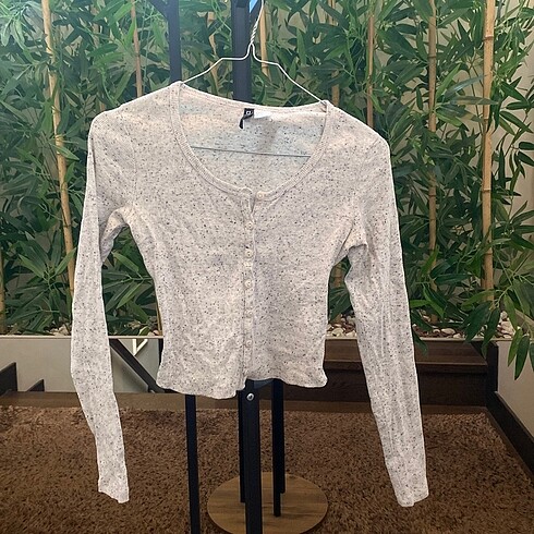 H&M Xs beden düğmeli bluz