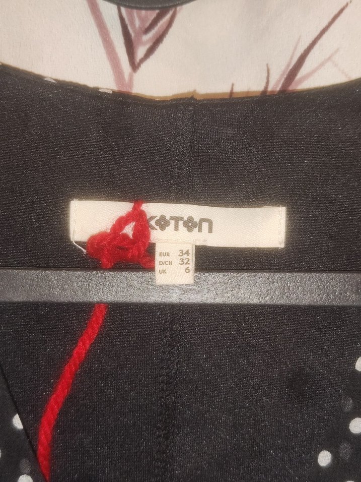 Uzun Kollu Puantiyeli Siyah Elbise - Görsel 2