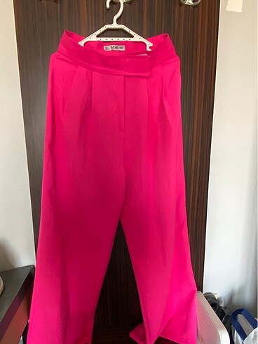 l Beden Pembe cırtcıtlı palazzo pantolon