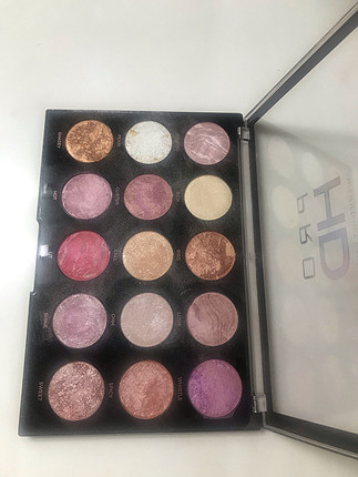 Maybelline Revolution Aydınlatıcı Palet