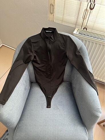 trendyolmilla çıtçıtlı bodysuit