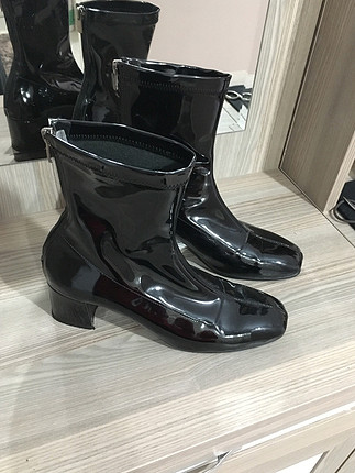 Ürün bi kere giyildi . Bershka muadil . Trendyoldan alındı
