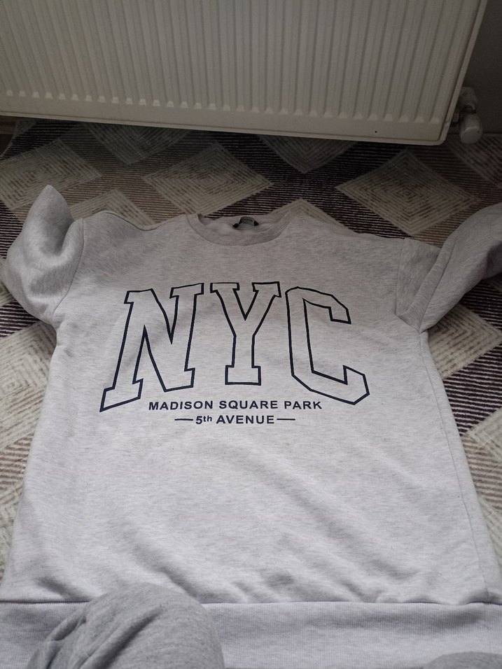 Gri uzun Kollu NYC Baskılı Sweatshirt - Görsel 2