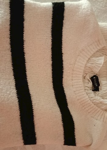 Çizgili Beyaz Kadın Triko Kazak - Görsel 2