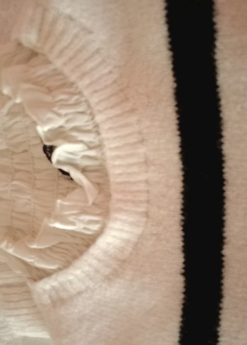 Çizgili Beyaz Kadın Triko Kazak - Görsel 4