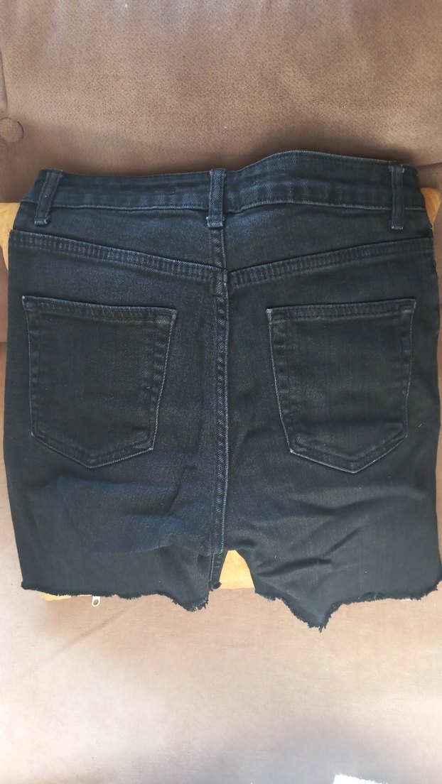 Siyah Kısa Kot Şort - Görsel 4