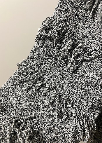 H&M Püsküllü Kazak - Görsel 5