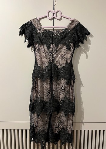 Dantel Detaylı Siyah Romantik Elbise - Görsel 7