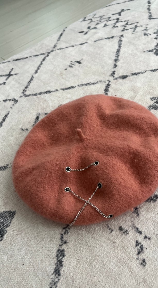 Zincir Detaylı Pembe Yün Bere - Görsel 2