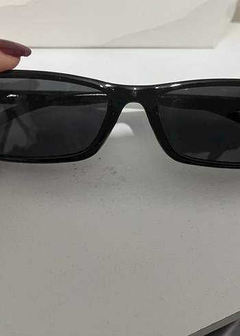 Siyah Gotik Kadın Gözlüğü 
Kadın siyah güneş gözlüğü - Görsel 5