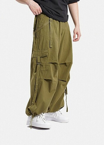 baggy kargo pant.