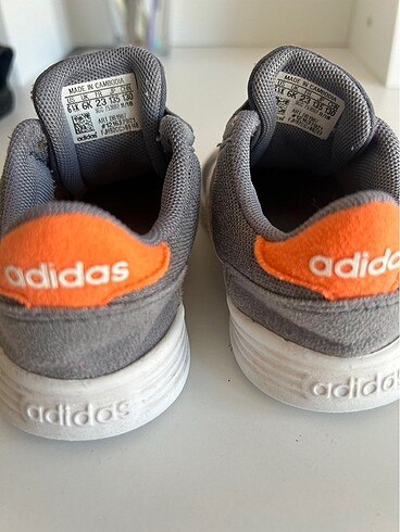 23 Beden gri Renk Adidas bebek spor ayakkabısı
