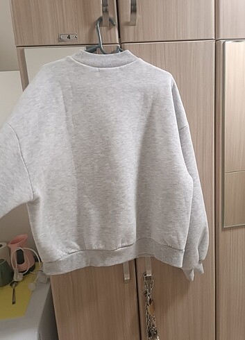 Defacto Sweat