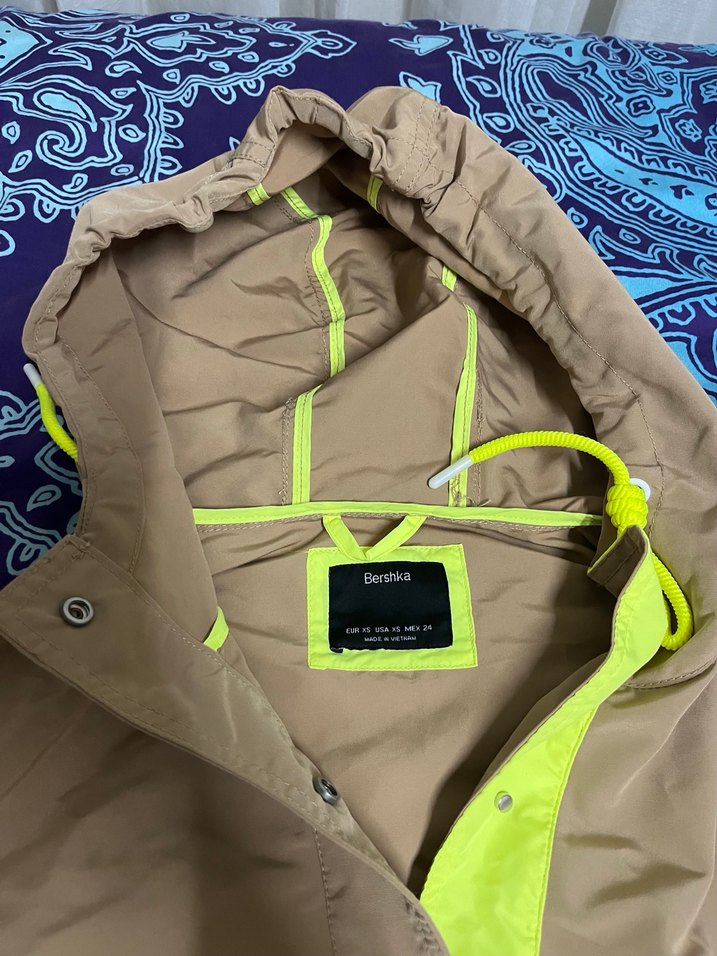 BERSHAKA Kapüşonlu Kahverengi Kadın Ceket - Görsel 3