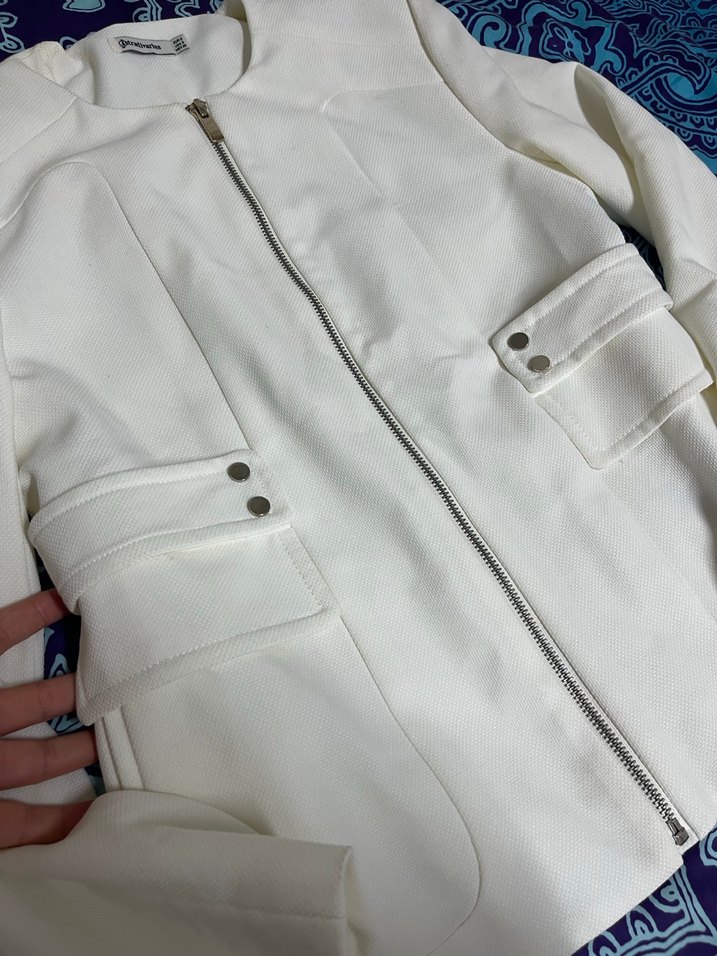 Stradivarius Beyaz Fermuarlı Kadın Blazer Ceket - Görsel 3
