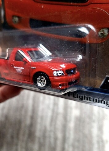  Beden Hot wheels ford f150 
