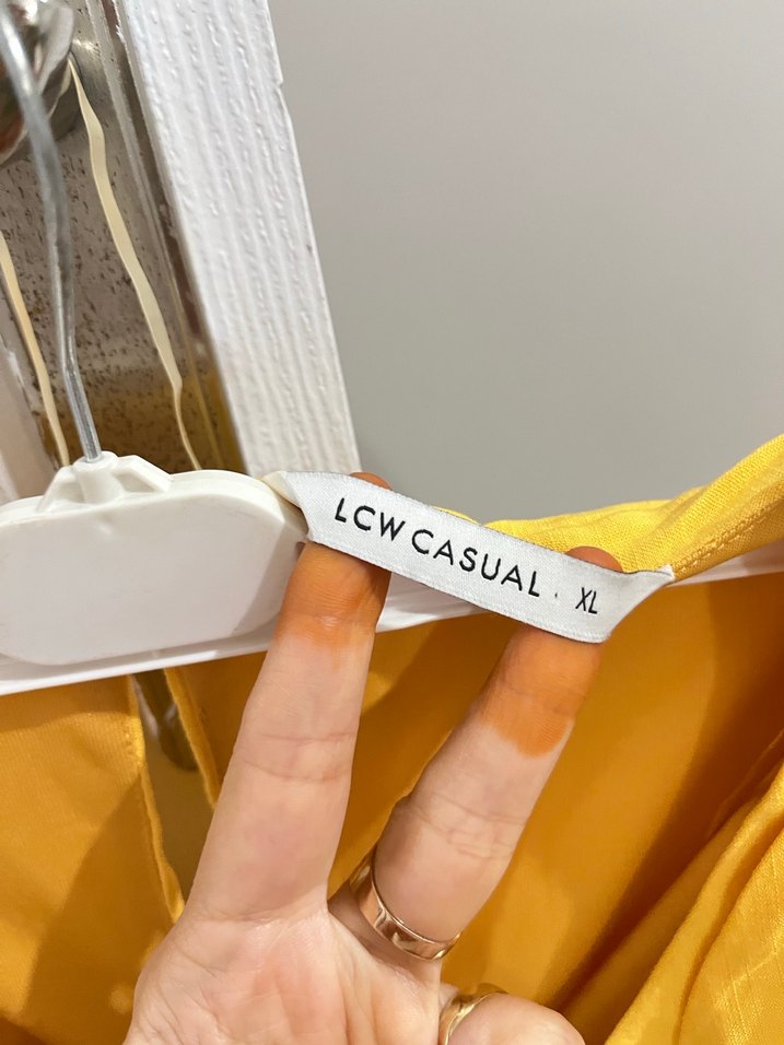 Sarı V Yaka Keten Midi Elbise - Görsel 3