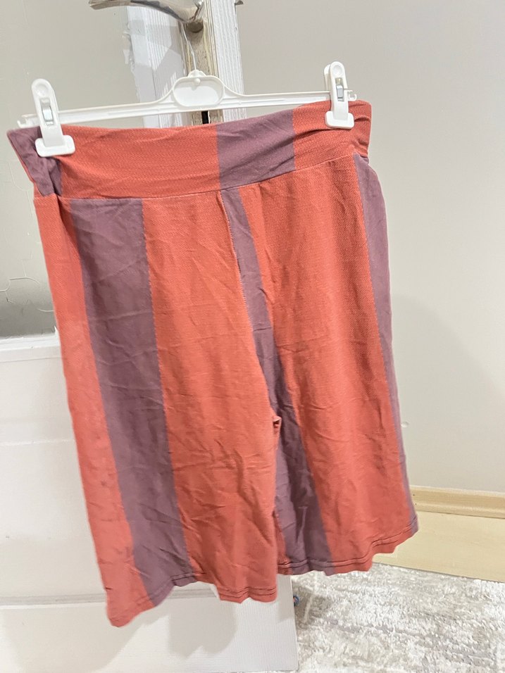 Pembe Bağcıklı Dökümlü Mini Hamile Eteği - Görsel 2