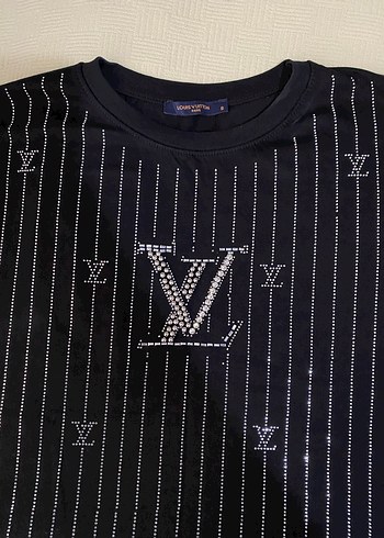 Siyah V Yakalı Payetli Tişört - Görsel 2