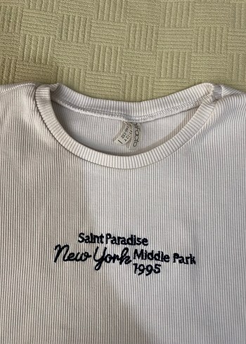 Beyaz Baskılı Kısa Kollu Tişört - Görsel 2