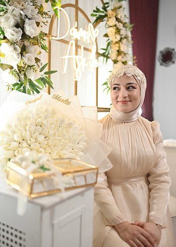 Uzun Kollu Beyaz Tesettür Abiye Elbise söz elbisesi - Görsel 2