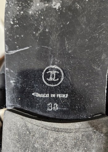 38 Beden Orijinal Chanel Kemerli Siyah Dolgu Topuklu Sandalet