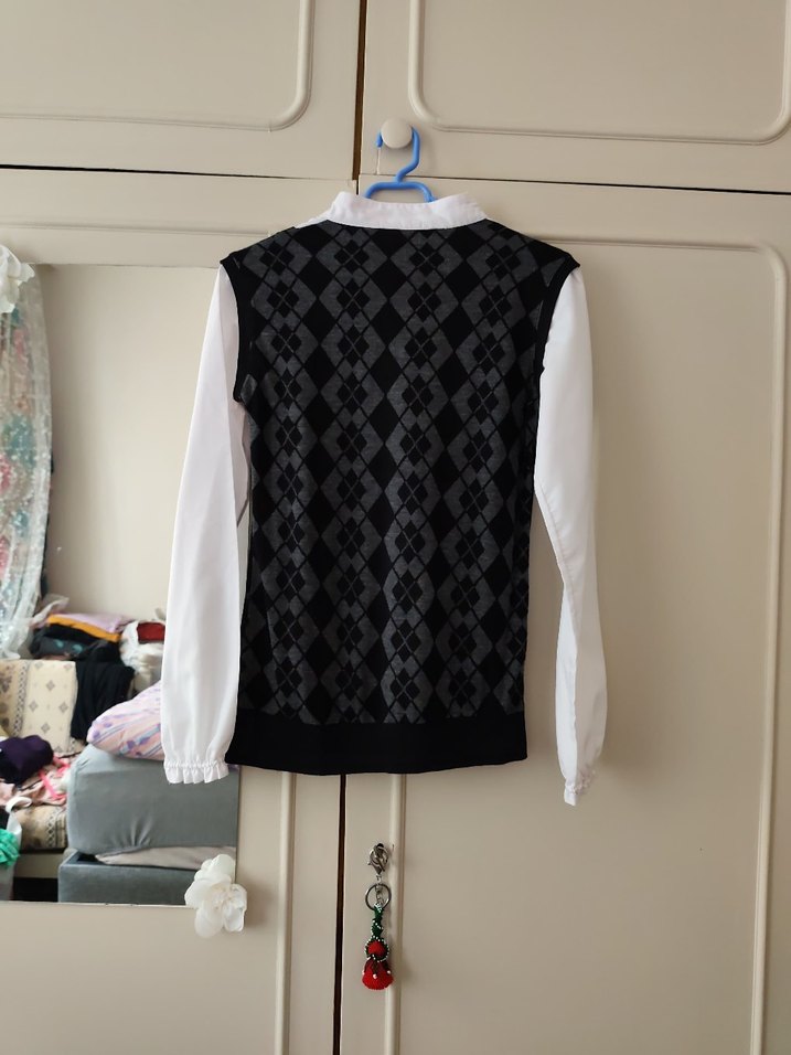 GÖMLEKLİ SÜVETER - Görsel 4