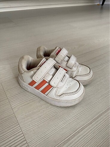 23 Beden Orijinal adidas ayakkabı