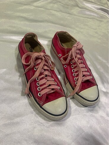 Orijinal pembe converse