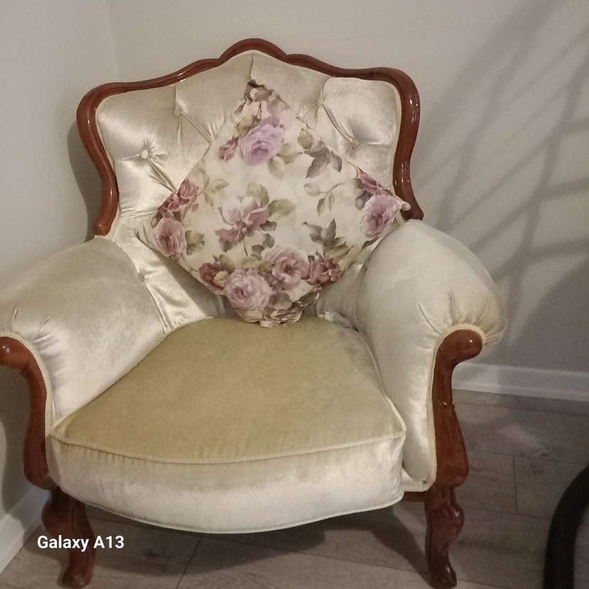 Modern Klasik Beyaz Kanepe - Görsel 4