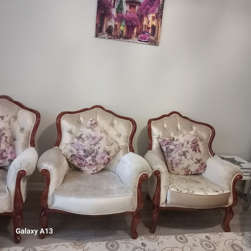 Modern Klasik Beyaz Kanepe - Görsel 3