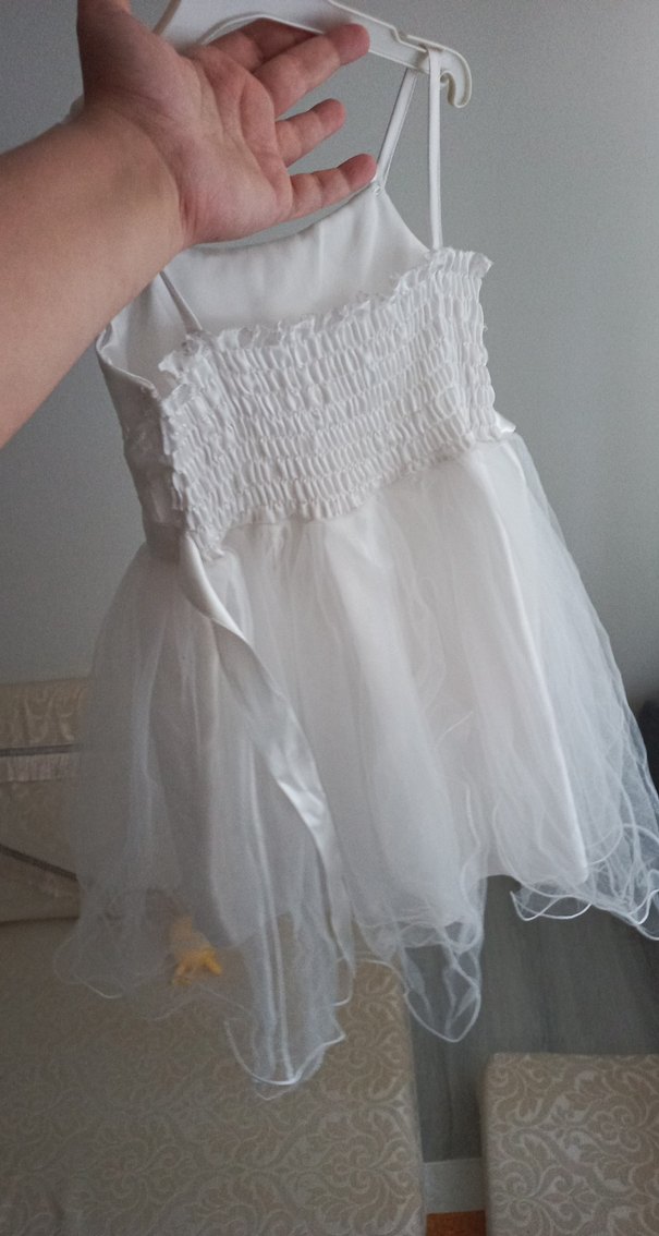 Kız Çocuk Beyaz Nakışlı Askılı Elbise - Görsel 4