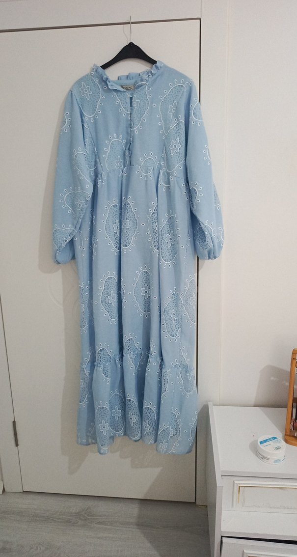 Mavi Nakışlı Uzun Bohem Elbise - Görsel 2