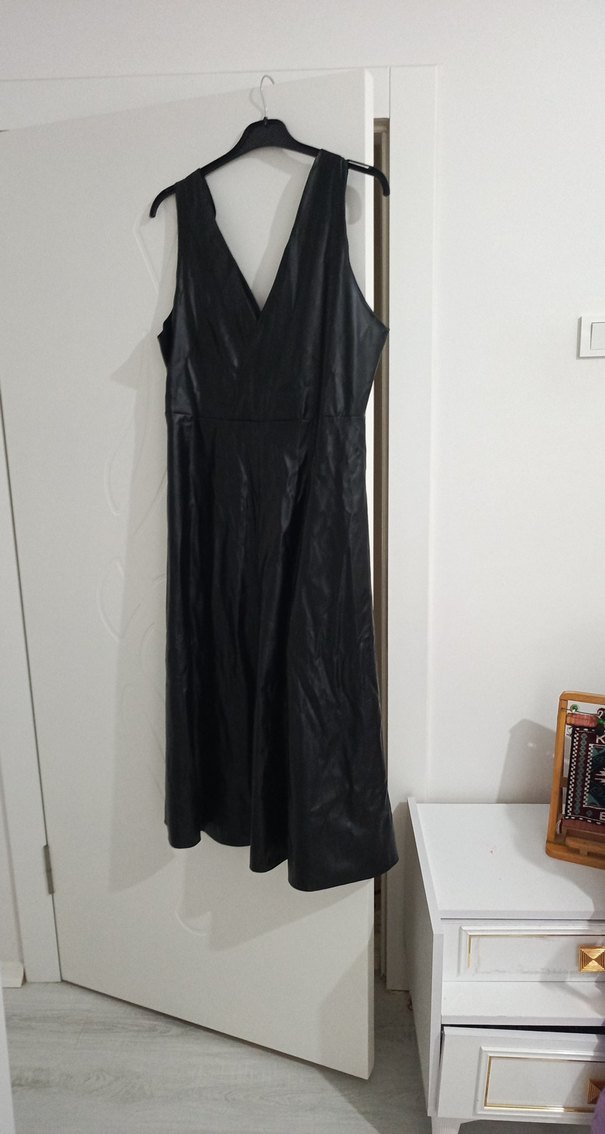 Drapeli Siyah Uzun Kadın Gece Elbisesi - Görsel 5